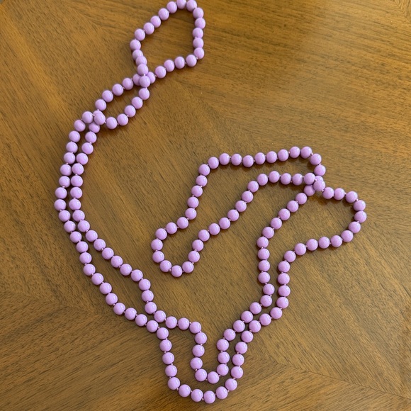 Lavender Purple Beaded Necklace - Picture 1 of 2